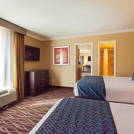 Hotel Tempe/Phoenix Airport Innsuites Hotel & Suites ภายนอก รูปภาพ